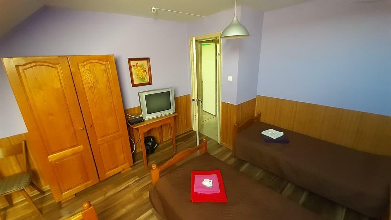 Guest House Uzhgorod Extérieur photo